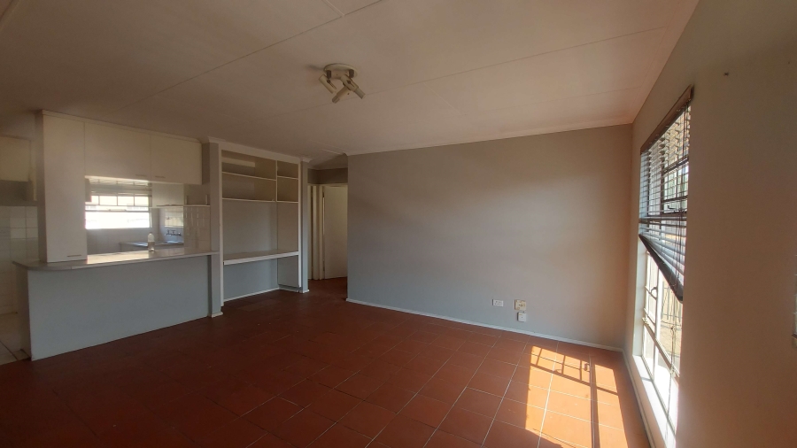 2 Bedroom Property for Sale in Ravenswood Gauteng