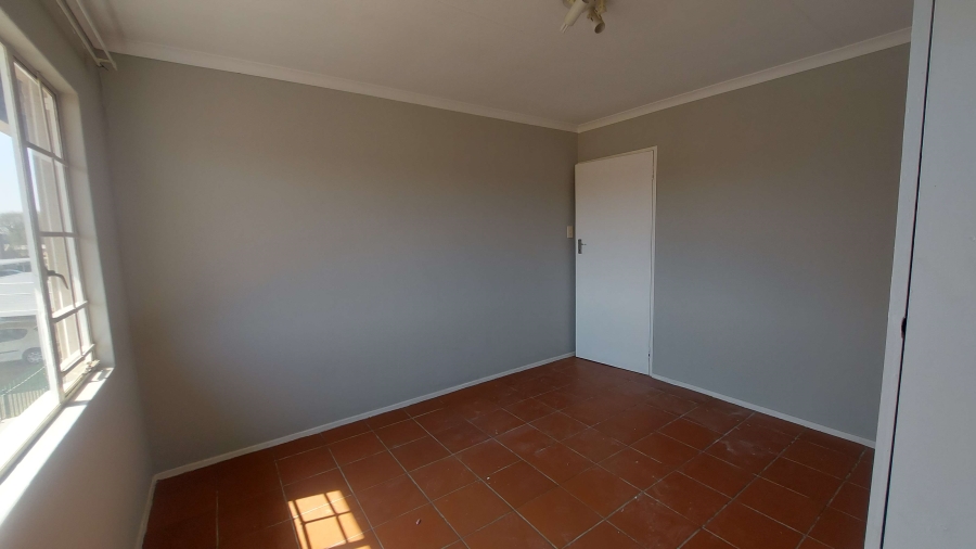 2 Bedroom Property for Sale in Ravenswood Gauteng