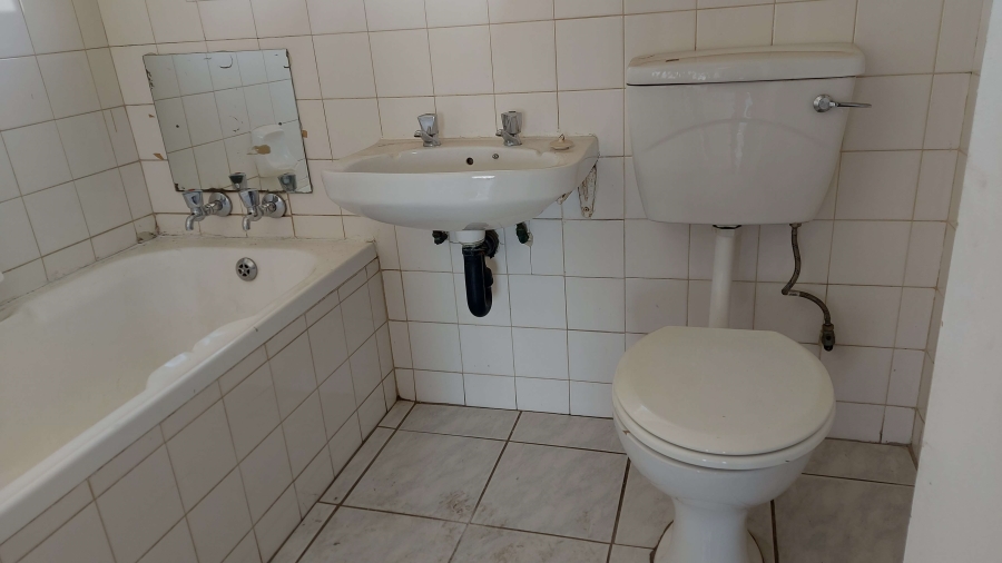 2 Bedroom Property for Sale in Ravenswood Gauteng