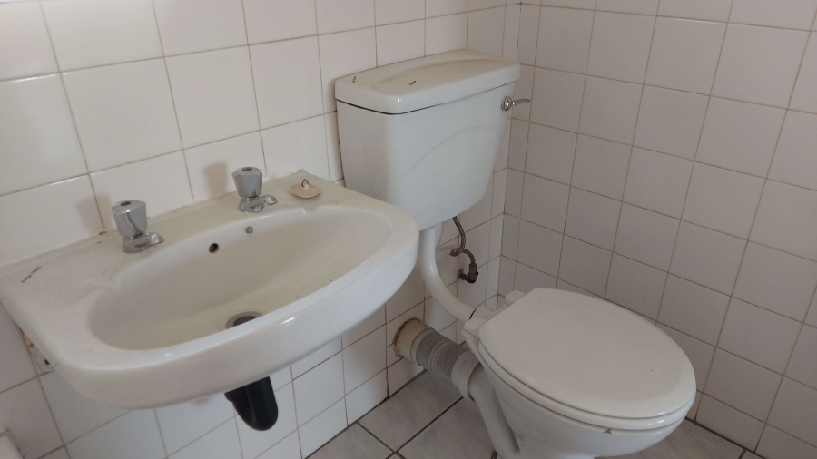 2 Bedroom Property for Sale in Ravenswood Gauteng
