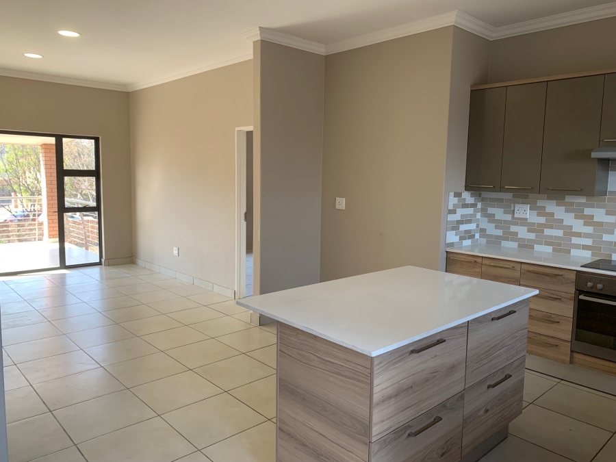 To Let 2 Bedroom Property for Rent in Six Fountains Estate Gauteng