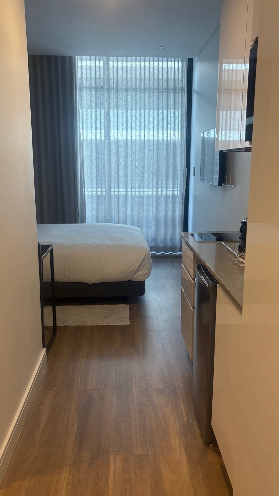 To Let 1 Bedroom Property for Rent in Illovo Gauteng