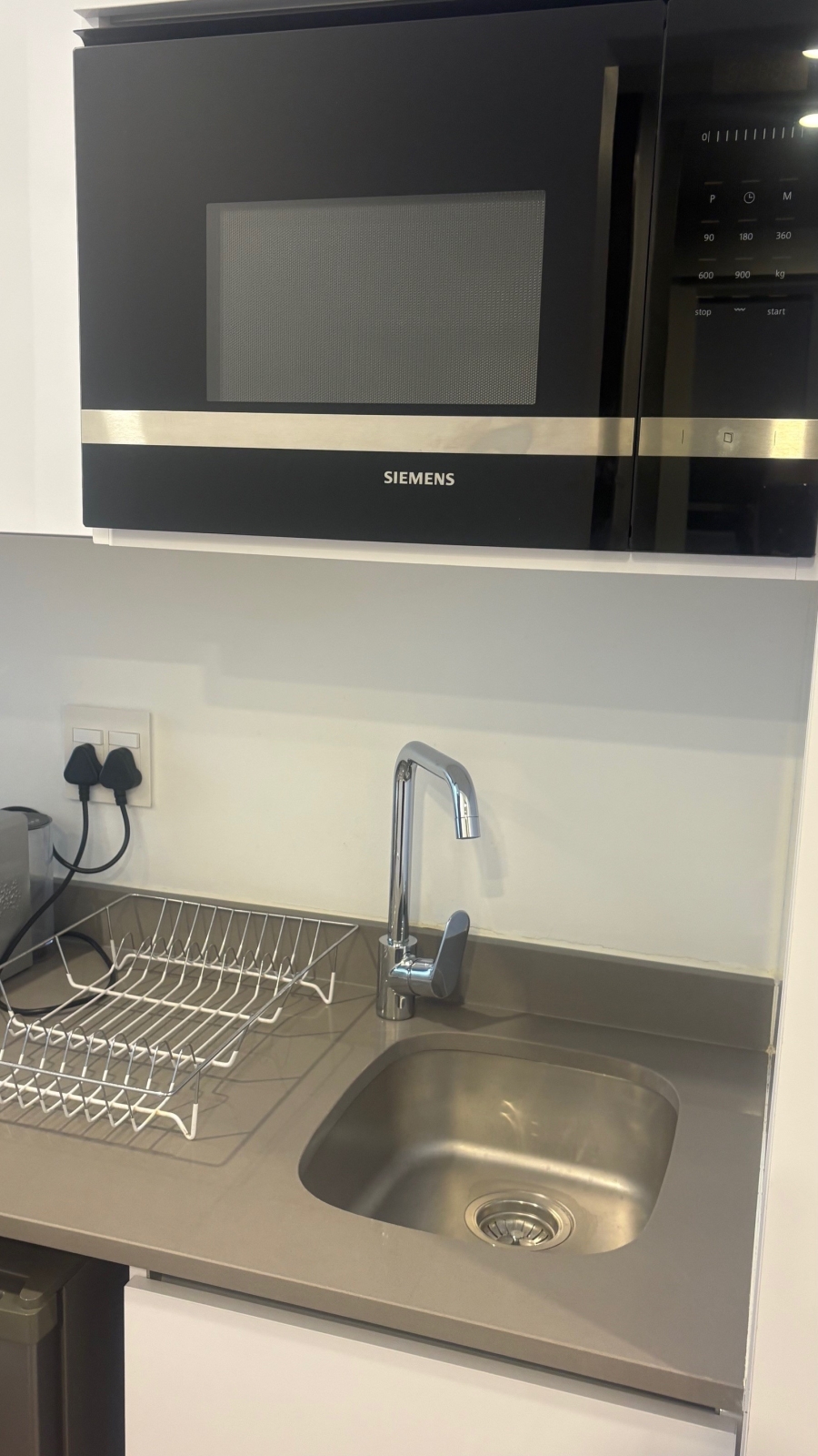 To Let 1 Bedroom Property for Rent in Illovo Gauteng