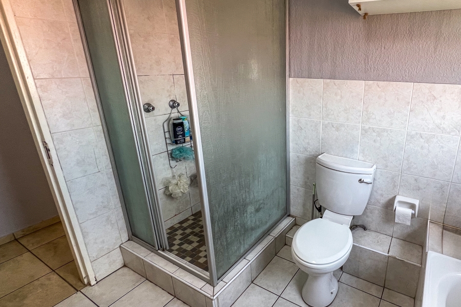 2 Bedroom Property for Sale in Liefde en Vrede Gauteng