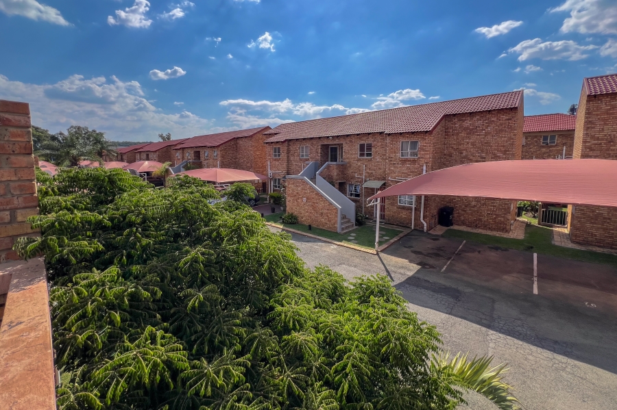 2 Bedroom Property for Sale in Liefde en Vrede Gauteng