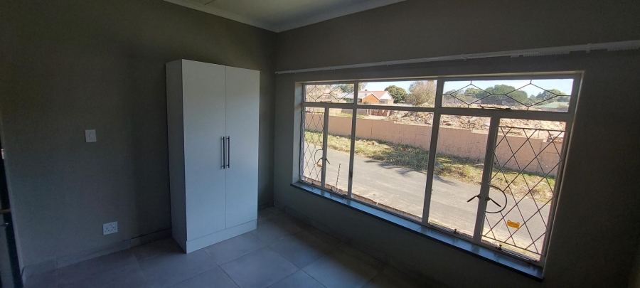 To Let 2 Bedroom Property for Rent in Chrisville Gauteng
