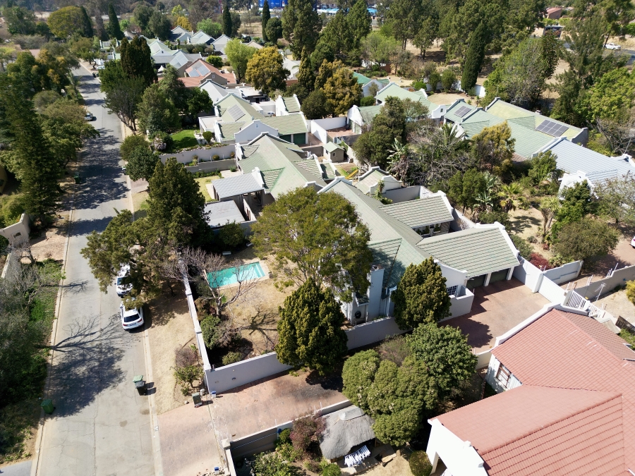 3 Bedroom Property for Sale in Lonehill Gauteng