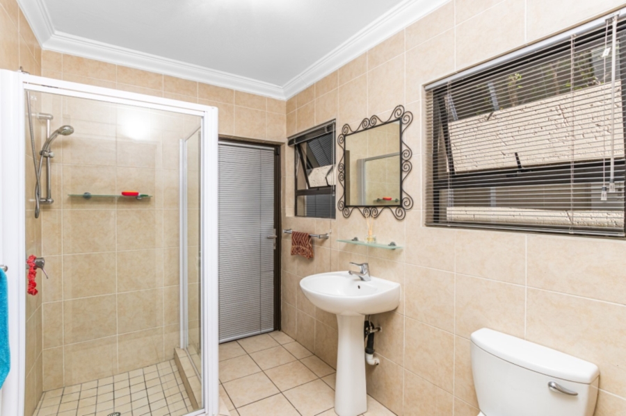 To Let 5 Bedroom Property for Rent in Dainfern Golf Estate Gauteng
