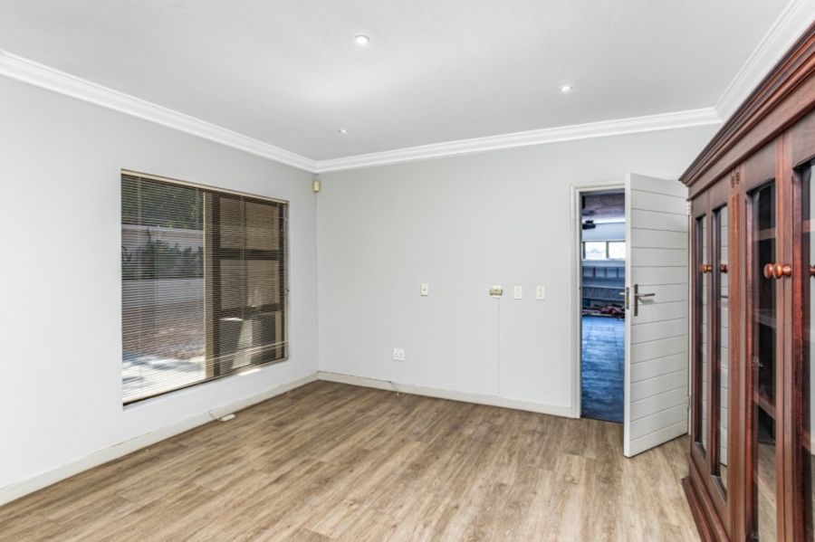To Let 5 Bedroom Property for Rent in Dainfern Golf Estate Gauteng
