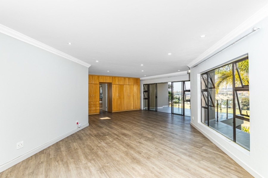 To Let 5 Bedroom Property for Rent in Dainfern Golf Estate Gauteng