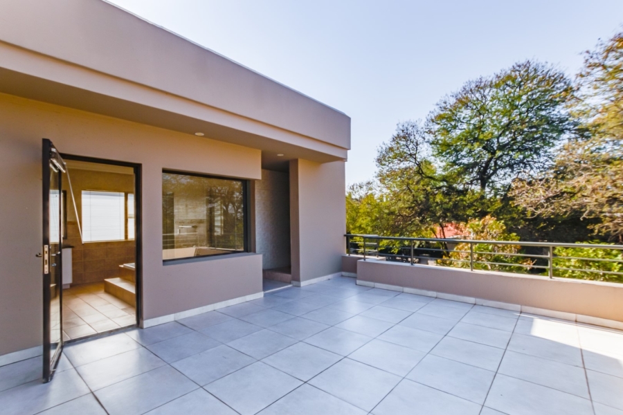 To Let 5 Bedroom Property for Rent in Dainfern Golf Estate Gauteng