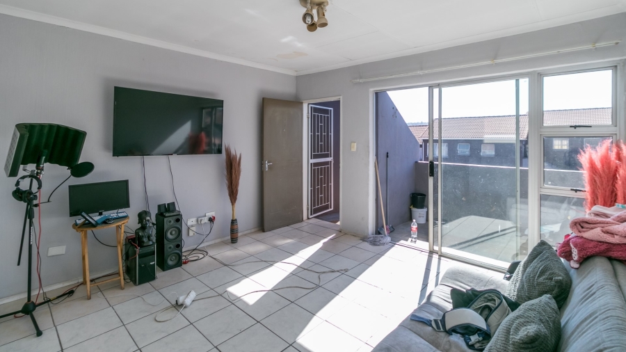 2 Bedroom Property for Sale in Vorna Valley Gauteng