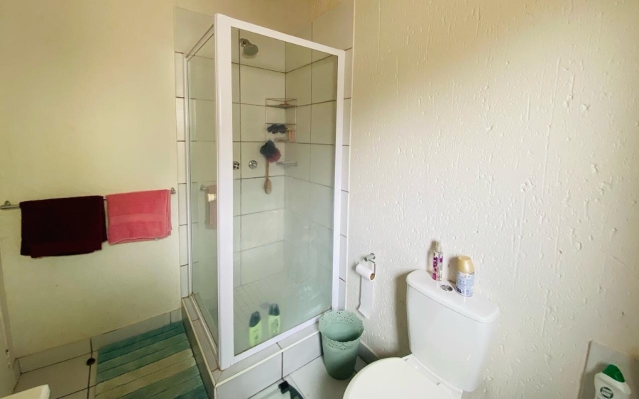 2 Bedroom Property for Sale in Paulshof Gauteng