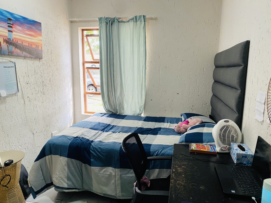 2 Bedroom Property for Sale in Paulshof Gauteng