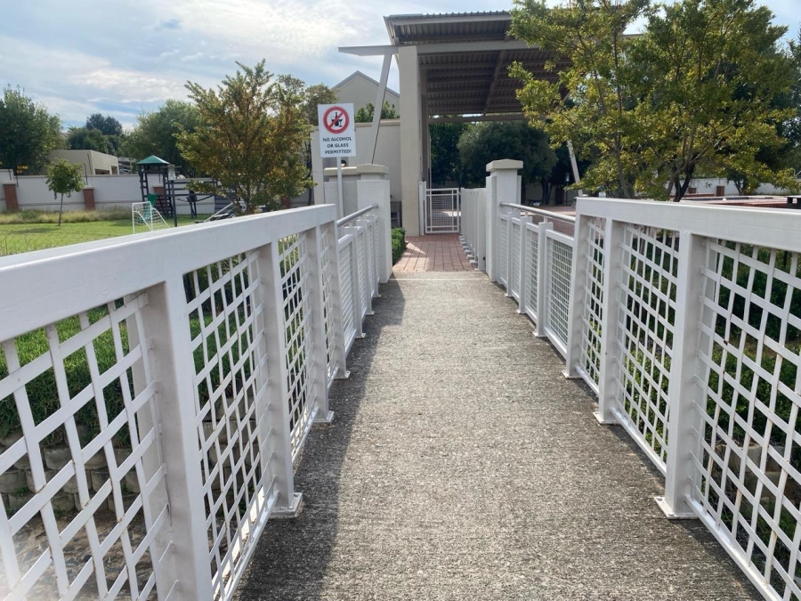 2 Bedroom Property for Sale in Paulshof Gauteng