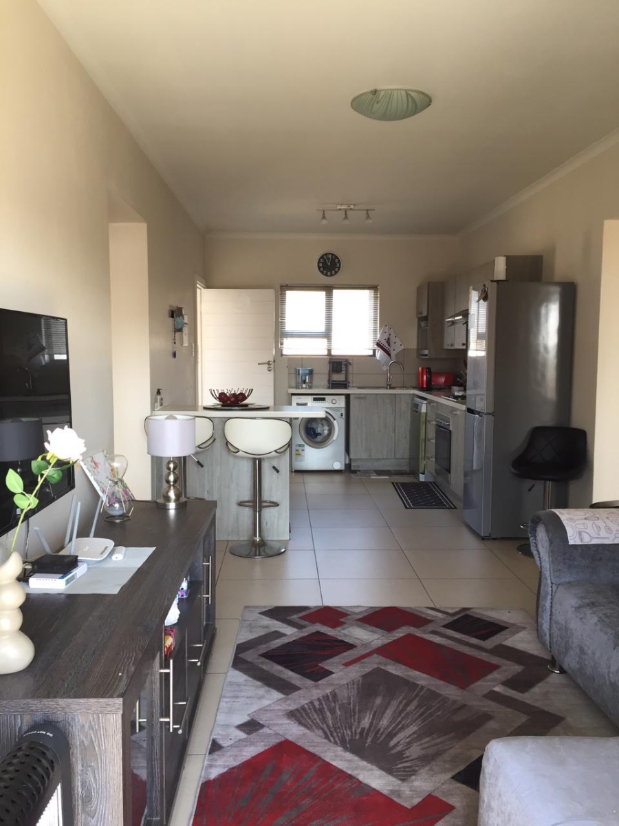 3 Bedroom Property for Sale in Erand Gardens Gauteng