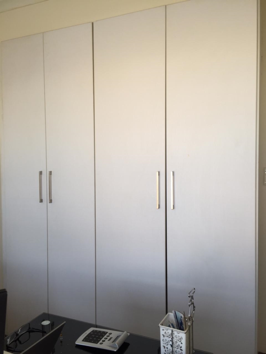 3 Bedroom Property for Sale in Erand Gardens Gauteng