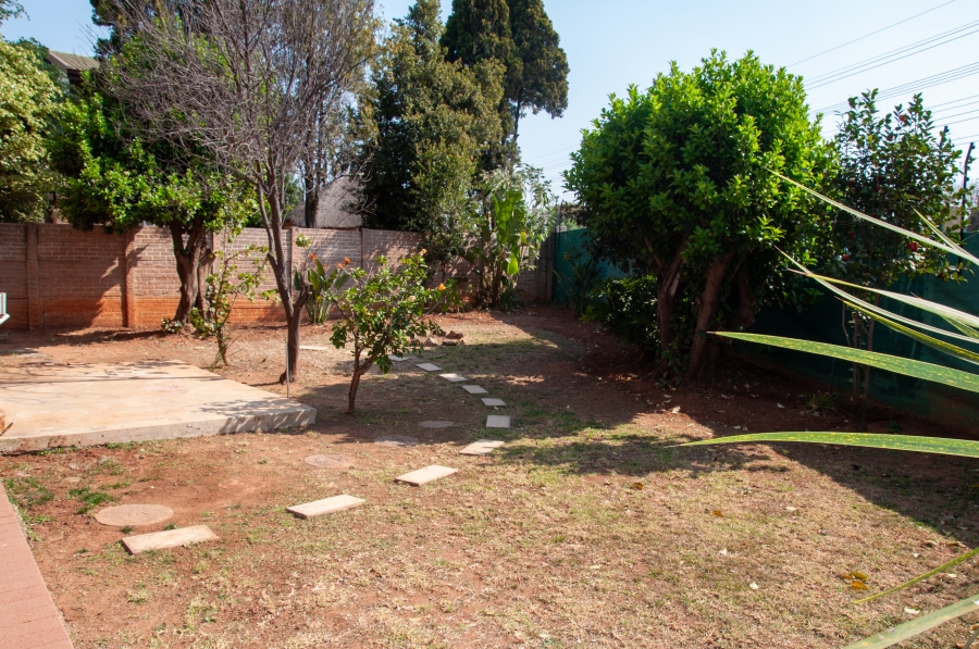 2 Bedroom Property for Sale in Noordwyk Gauteng