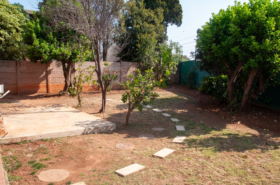 2 Bedroom Property for Sale in Noordwyk Gauteng