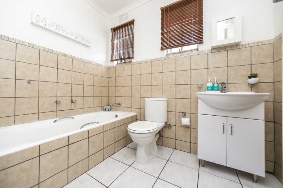 4 Bedroom Property for Sale in Darrenwood Gauteng