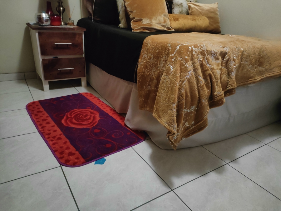2 Bedroom Property for Sale in Silverton Gauteng