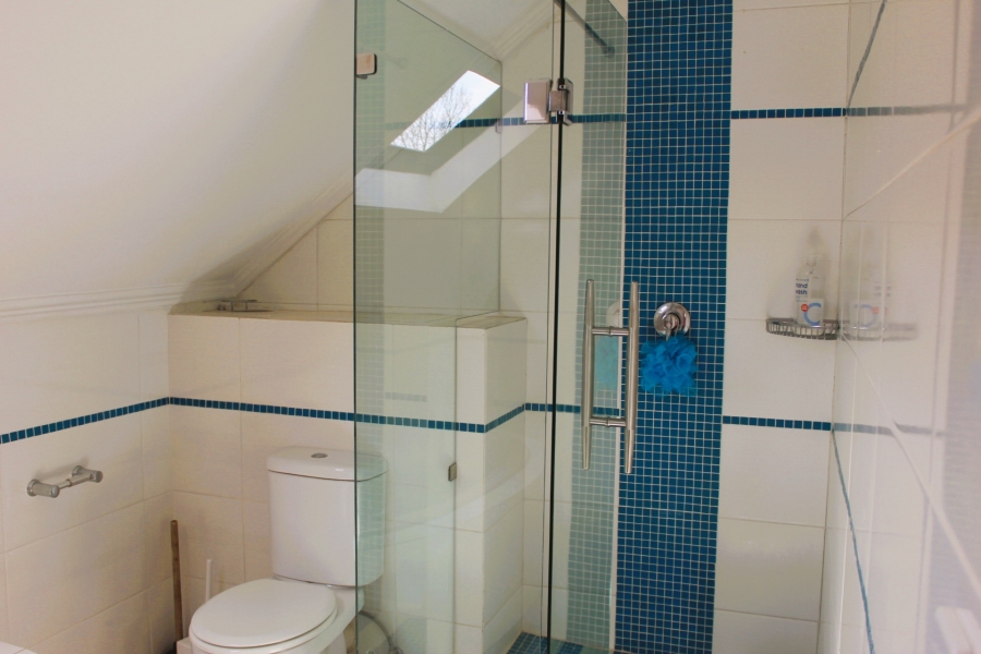 5 Bedroom Property for Sale in Lochvaal Gauteng