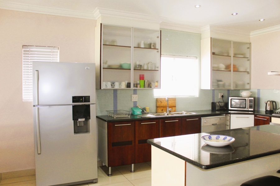 5 Bedroom Property for Sale in Lochvaal Gauteng