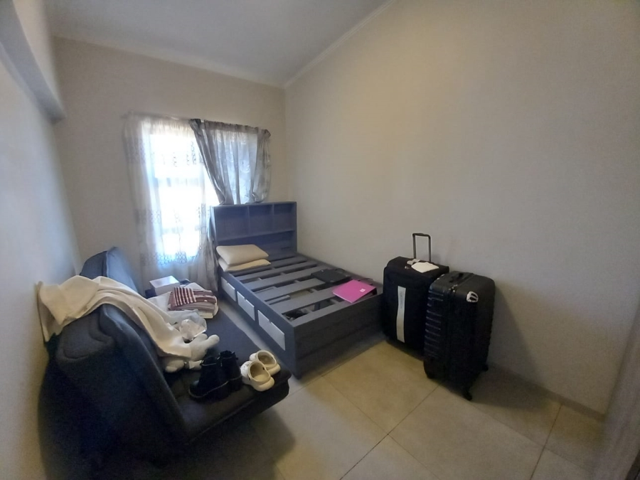 2 Bedroom Property for Sale in Glen Marais Gauteng