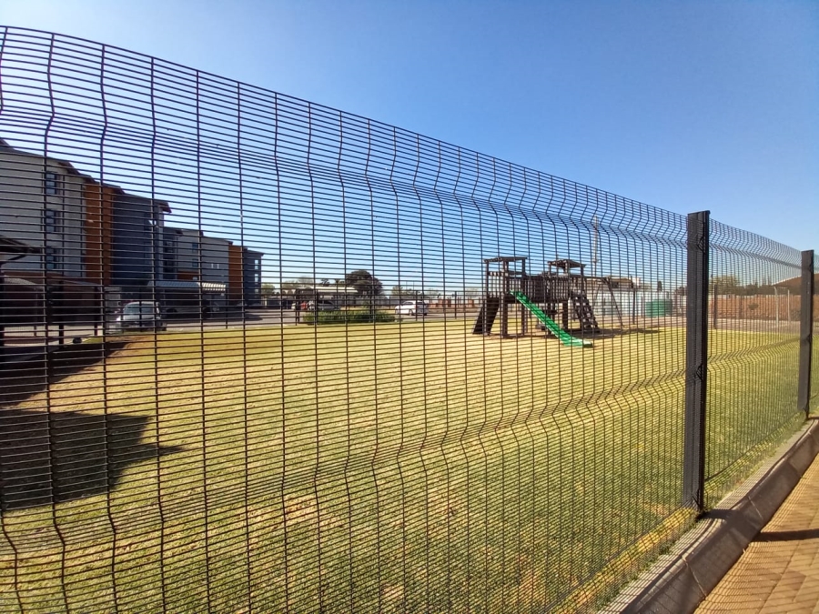 2 Bedroom Property for Sale in Glen Marais Gauteng