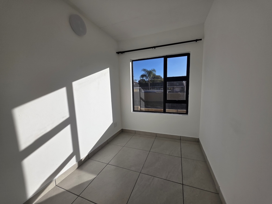 132 Bedroom Property for Sale in Chrisville Gauteng