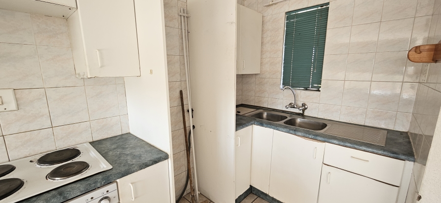 2 Bedroom Property for Sale in Randhart Gauteng