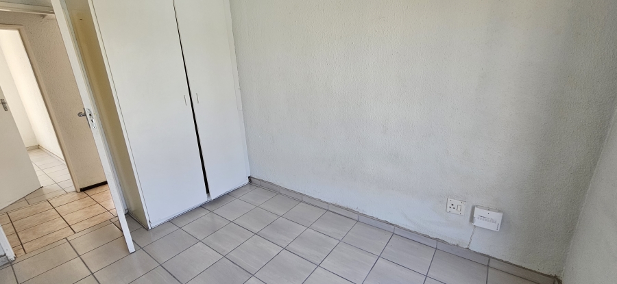 2 Bedroom Property for Sale in Randhart Gauteng