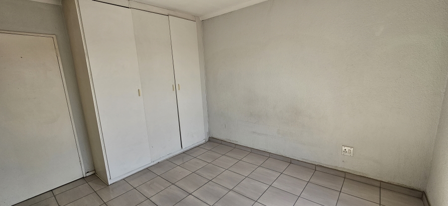 2 Bedroom Property for Sale in Randhart Gauteng