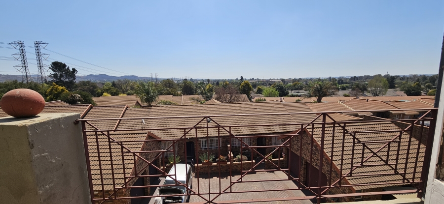 2 Bedroom Property for Sale in Randhart Gauteng