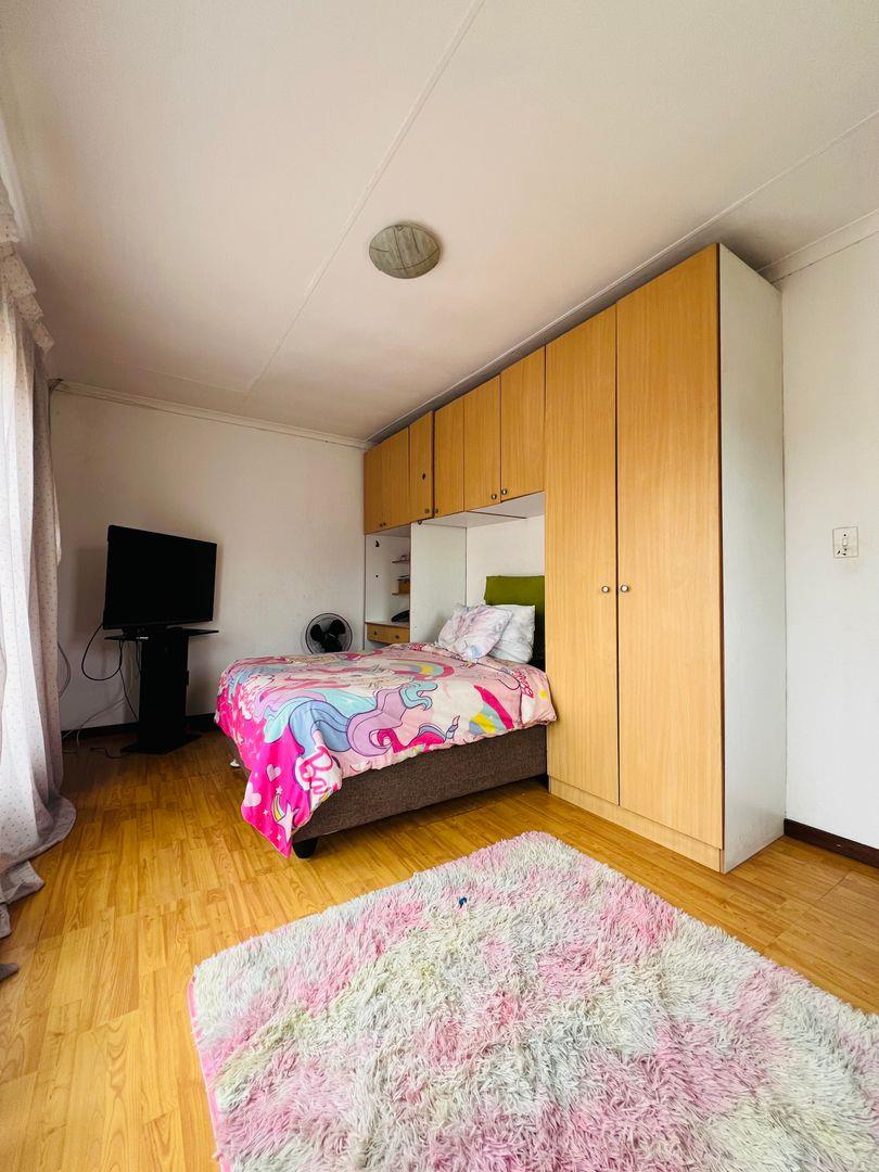 3 Bedroom Property for Sale in Newlands Gauteng