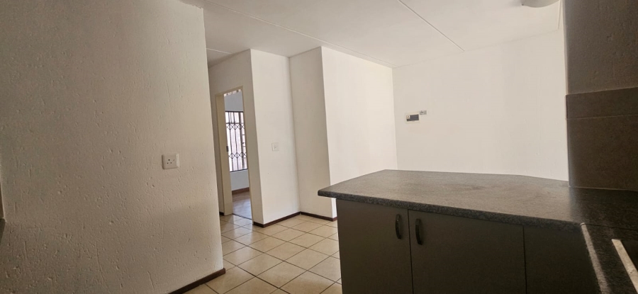 To Let 2 Bedroom Property for Rent in Comet Gauteng