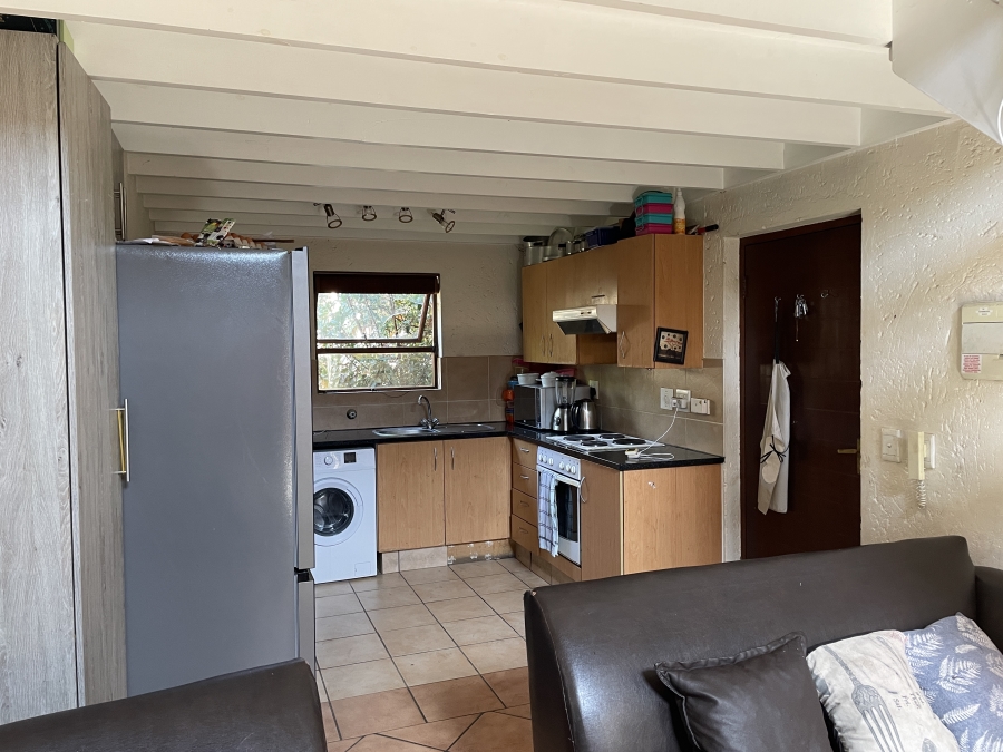 2 Bedroom Property for Sale in Sunninghill Gauteng