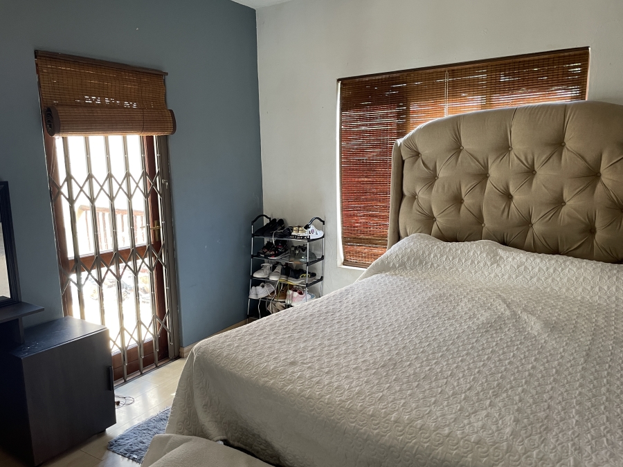 2 Bedroom Property for Sale in Sunninghill Gauteng