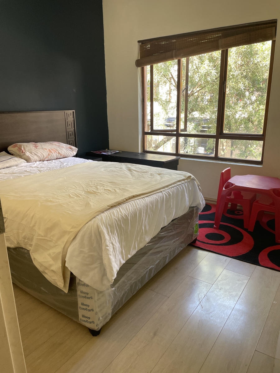 2 Bedroom Property for Sale in Sunninghill Gauteng