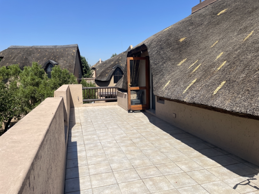 2 Bedroom Property for Sale in Sunninghill Gauteng