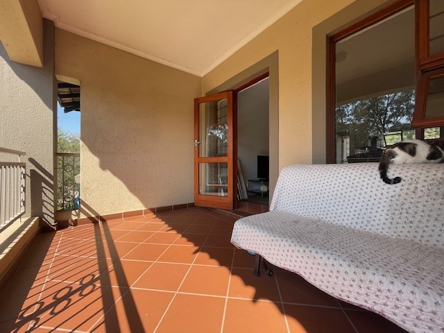 2 Bedroom Property for Sale in Bryanston Gauteng
