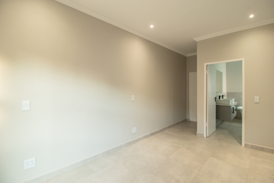 To Let 2 Bedroom Property for Rent in Baileys Muckleneuk Gauteng