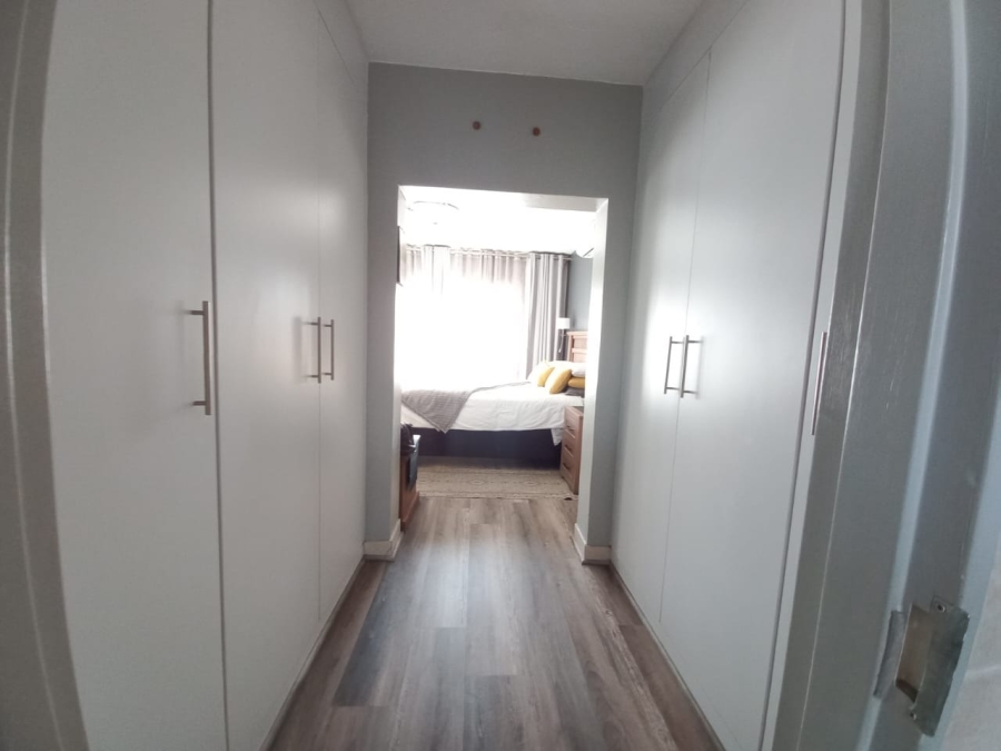 3 Bedroom Property for Sale in Sonneveld Gauteng
