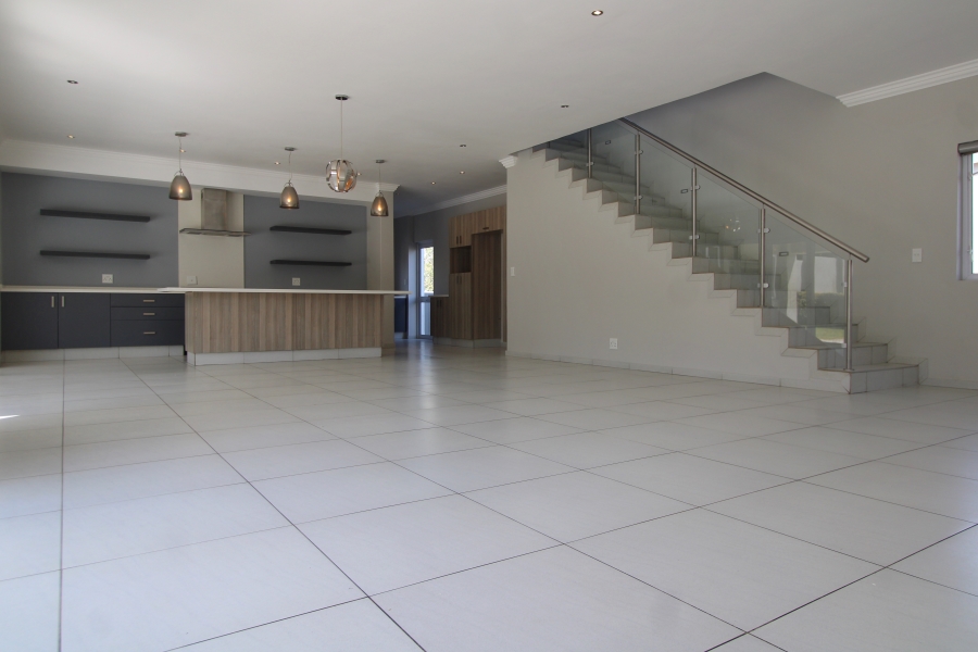 4 Bedroom Property for Sale in Broadacres Gauteng
