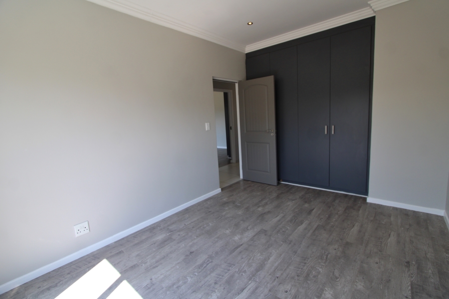 4 Bedroom Property for Sale in Broadacres Gauteng