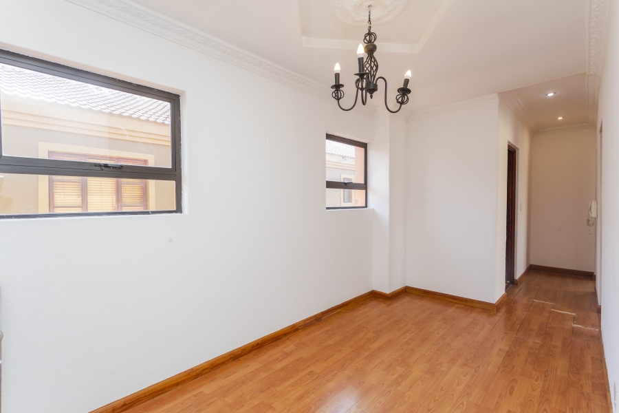 To Let 4 Bedroom Property for Rent in Blue Valley Golf Estate Gauteng