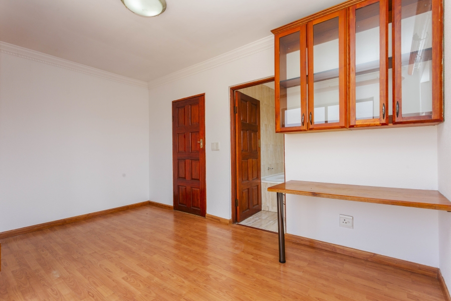 To Let 4 Bedroom Property for Rent in Blue Valley Golf Estate Gauteng