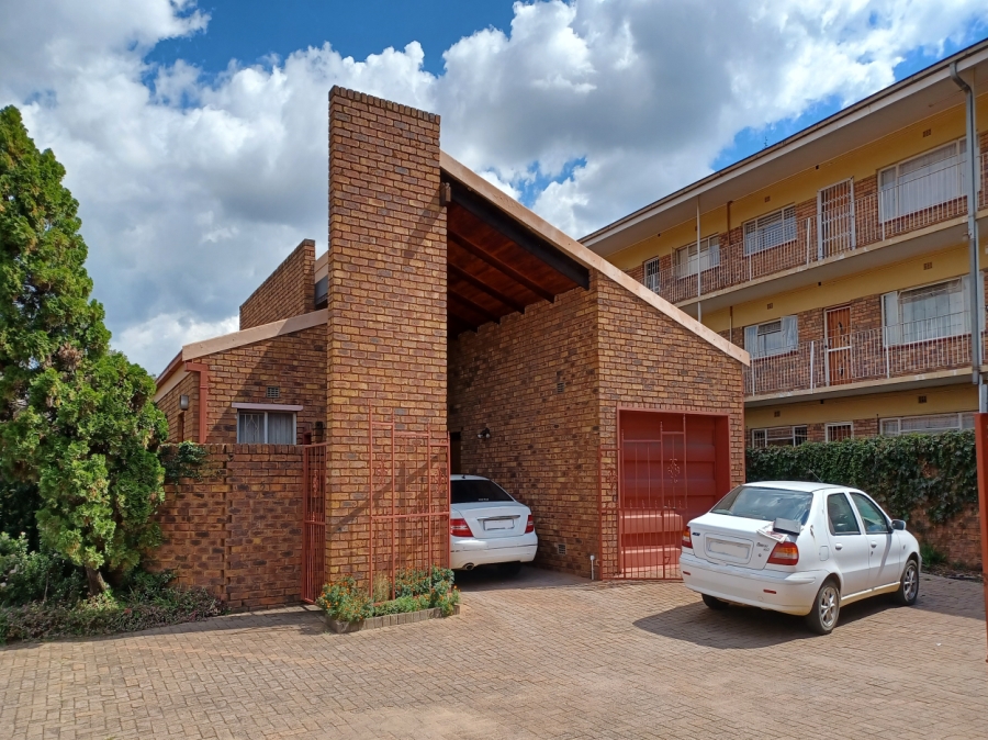 3 Bedroom Property for Sale in Vanderbijlpark CW 3 Gauteng