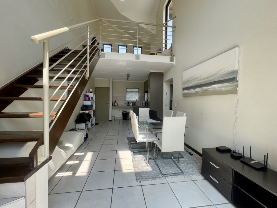 1 Bedroom Property for Sale in Bryanston Gauteng