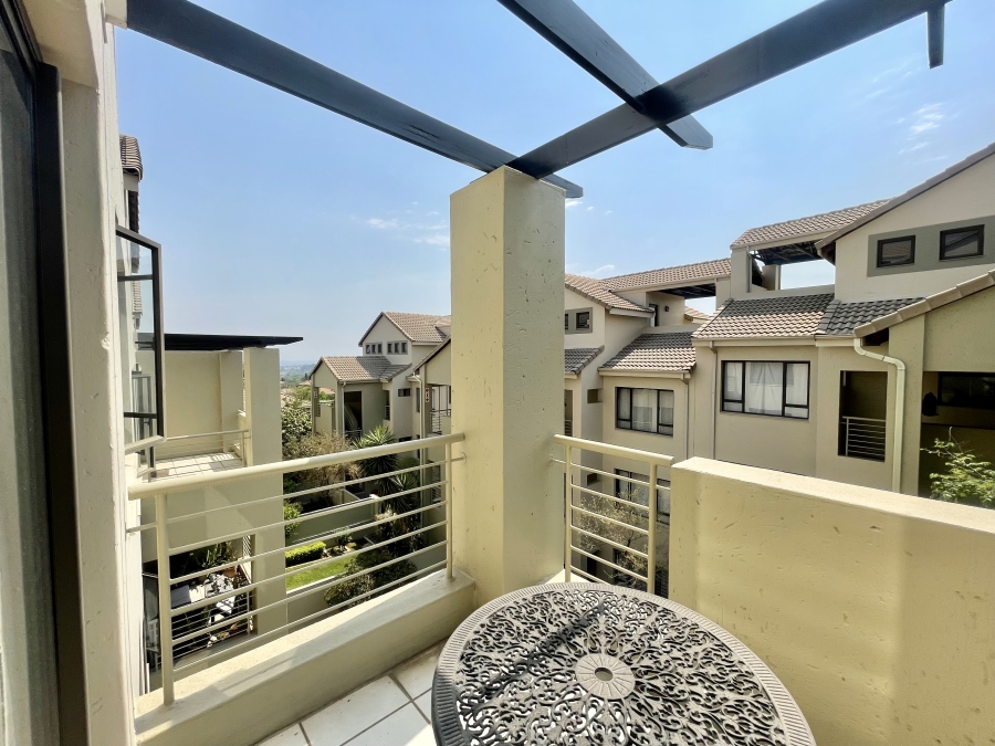 1 Bedroom Property for Sale in Bryanston Gauteng